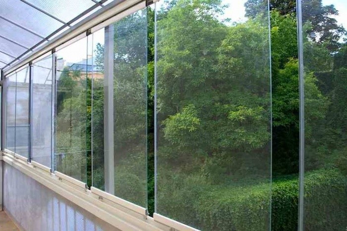 Алюминиевые раздвижные окна для веранды