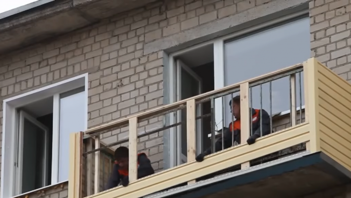 Как сделать обрешетку под сайдинг на балконе